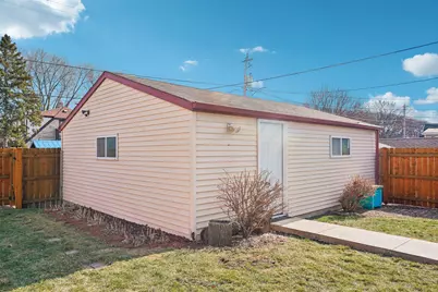 2352 S 80th St, West Allis, WI 53219 - Photo 49