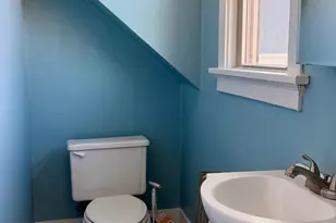 2011 Madison St, Manitowoc, WI 54220 - Photo 11