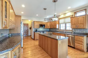3210 13th Pl, Kenosha, WI 53144 - Photo 9