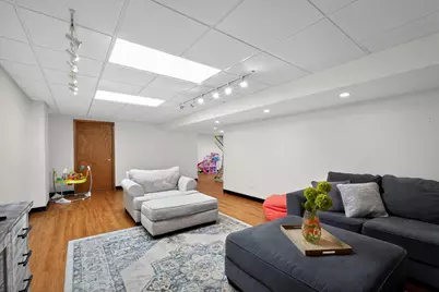 355  Sunny Hill Dr, Elkhorn, WI 53121 - Photo 15