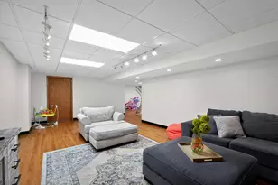 355 Sunny Hill Dr, Elkhorn, WI 53121 - Photo 15