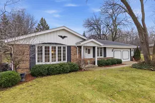 2535 S Brookside Ct, New Berlin, WI 53151 - Photo 1