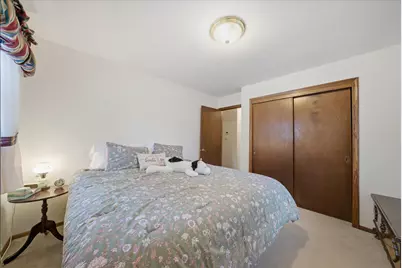 2535 S Brookside Ct, New Berlin, WI 53151 - Photo 19