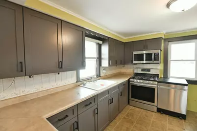 6735  27th Ave, Kenosha, WI 53143 - Photo 3