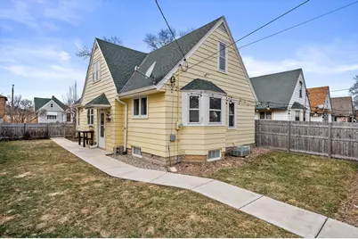 3518 N 56th St #3520, Milwaukee, WI 53216 - Photo 21