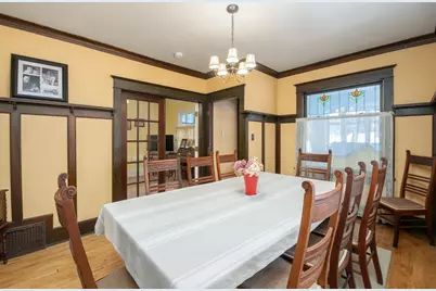 W304N2426  Maple Ave, Delafield, WI 53072 - Photo 9