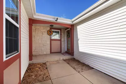 6430  92nd Ave, Kenosha, WI 53142 - Photo 3