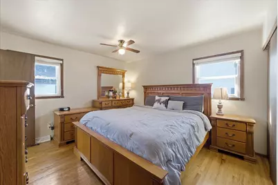 9045 W Rochelle Ave, Milwaukee, WI 53224 - Photo 13