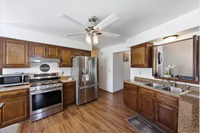 9045 W Rochelle Ave, Milwaukee, WI 53224 - Photo 11