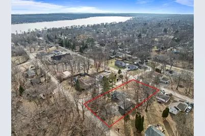 W3724  Washington Dr, Geneva, WI 53147 - Photo 7