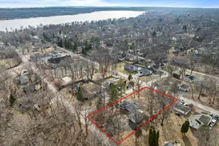 W3724 Washington Dr, Geneva, WI 53147 - Photo 7