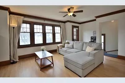 3316 N Cramer St #3318, Milwaukee, WI 53211 - Photo 5