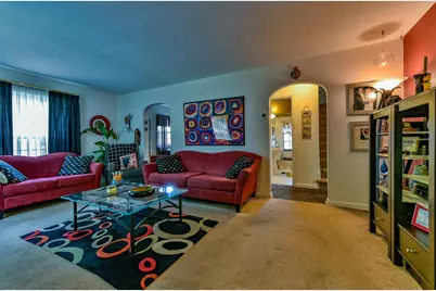 3138 S 31st St, Milwaukee, WI 53215 - Photo 3