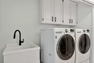 7419  Mequon Square Dr, Mequon, WI 53092 - Photo 13