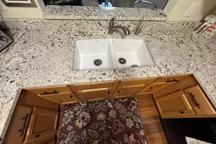 W194S7823 Overlook Bay Rd, Muskego, WI 53150 - Photo 9