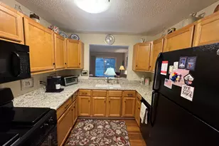 W194S7823 Overlook Bay Rd, Muskego, WI 53150 - Photo 7