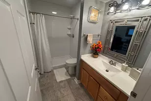 W194S7823 Overlook Bay Rd, Muskego, WI 53150 - Photo 17