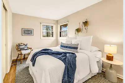 13733 N Hillside Dr, Mequon, WI 53097 - Photo 7