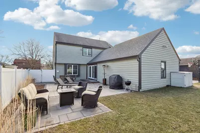 1254  Lambeth Rd, Waukesha, WI 53189 - Photo 5