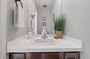 521 Bristol Oak Ct, Fontana, WI 53125 - Photo 21