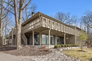 521 Bristol Oak Ct, Fontana, WI 53125 - Photo 9