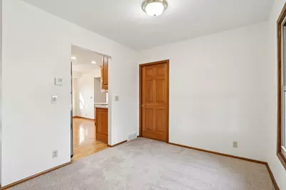 712  Lake Bluff Dr, Oconomowoc, WI 53066 - Photo 17