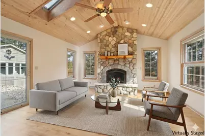 712  Lake Bluff Dr, Oconomowoc, WI 53066 - Photo 11