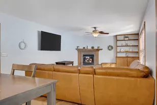 4304 Meadowlark Ln, La Crosse, WI 54601 - Photo 11