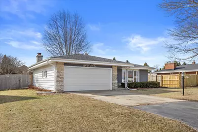 5631  Freedy Ave, Racine, WI 53406 - Photo 3