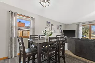 5631 Freedy Ave, Racine, WI 53406 - Photo 17