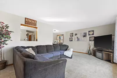 5631  Freedy Ave, Racine, WI 53406 - Photo 7