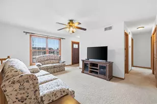 1514 Walsh Acres Dr, West Bend, WI 53095 - Photo 7