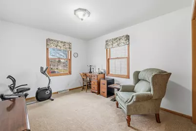 1514  Walsh Acres Dr, West Bend, WI 53095 - Photo 23