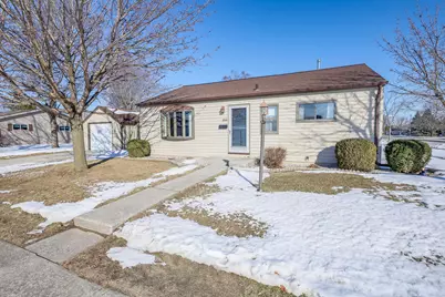 3504  Forest Cir, Manitowoc, WI 54220 - Photo 17