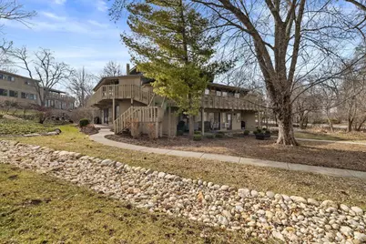 601  Knollwood Cir #F, Fontana, WI 53125 - Photo 21