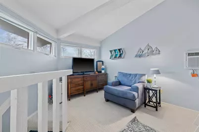 601  Knollwood Cir #F, Fontana, WI 53125 - Photo 19