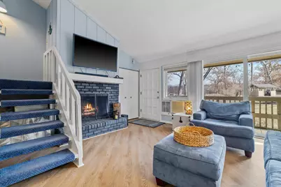 601  Knollwood Cir #F, Fontana, WI 53125 - Photo 5