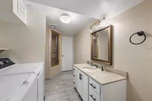 W6679 Red Fox Run, Plymouth, WI 53073 - Photo 27