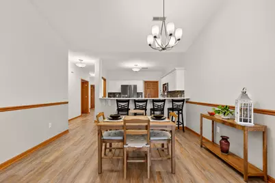 772  Bridlewood Dr #5202D, Hartford, WI 53027 - Photo 7