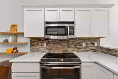 772  Bridlewood Dr #5202D, Hartford, WI 53027 - Photo 13