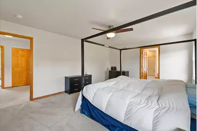 W273N2420  Arlington Ct, Pewaukee, WI 53072 - Photo 21