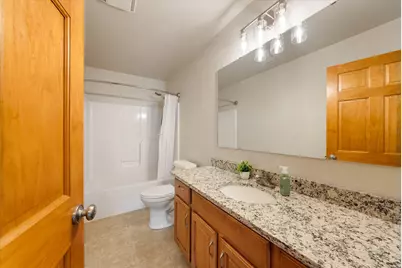 W273N2420  Arlington Ct, Pewaukee, WI 53072 - Photo 29