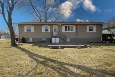 905  Sand St, Watertown, WI 53098 - Photo 7