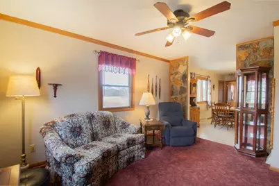 905  Sand St, Watertown, WI 53098 - Photo 17