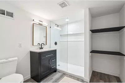 6666 N 91st St, Milwaukee, WI 53224 - Photo 29