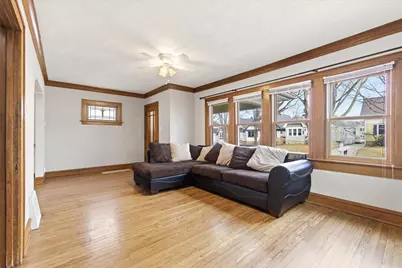 2125 S 72nd St, West Allis, WI 53219 - Photo 3