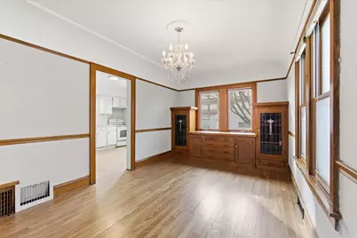 2125 S 72nd St, West Allis, WI 53219 - Photo 5