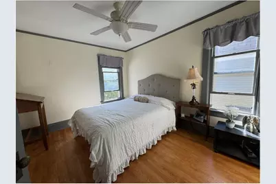 2834 N Hackett Ave, Milwaukee, WI 53211 - Photo 15