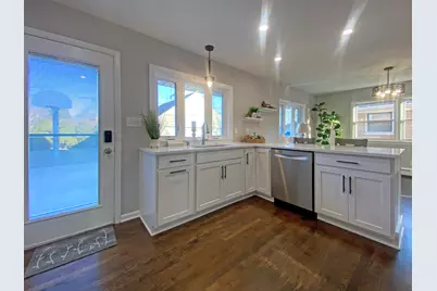 7921  18th Ave, Kenosha, WI 53143 - Photo 9