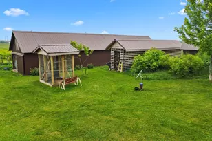 W5837 County Rd A, Sugar Creek, WI 53121 - Photo 43